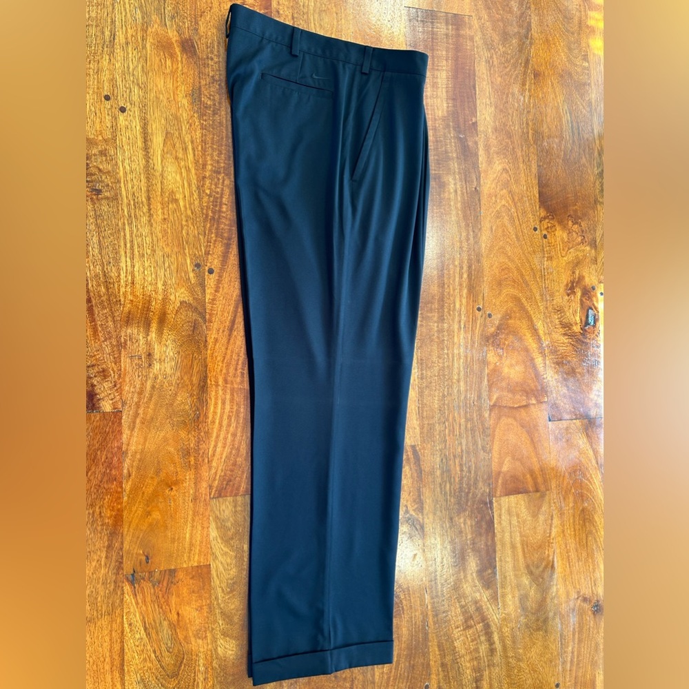 MENS DRY CLEANED NIKE GOLF DRY FIT PANTS NAVY w CUFFS 38W x 32L